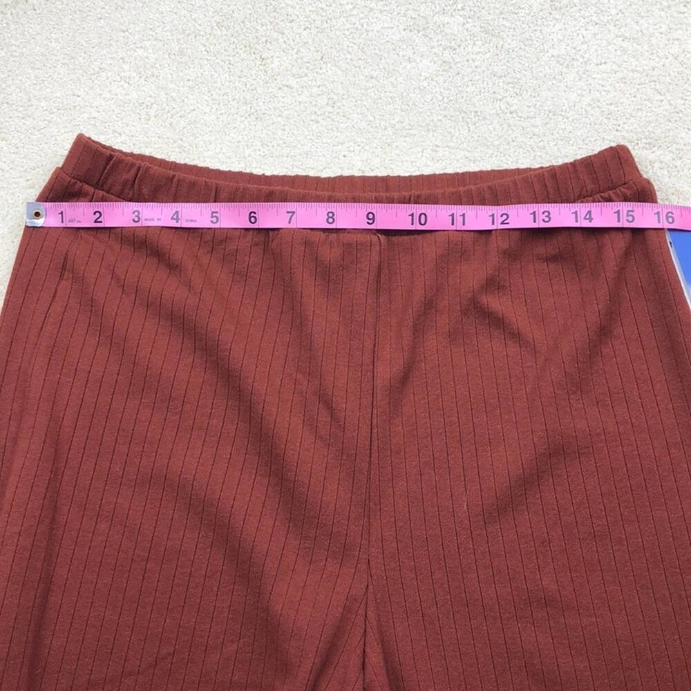 Abound: Ribbed Flare Rust Pants - Picture 5 of 9